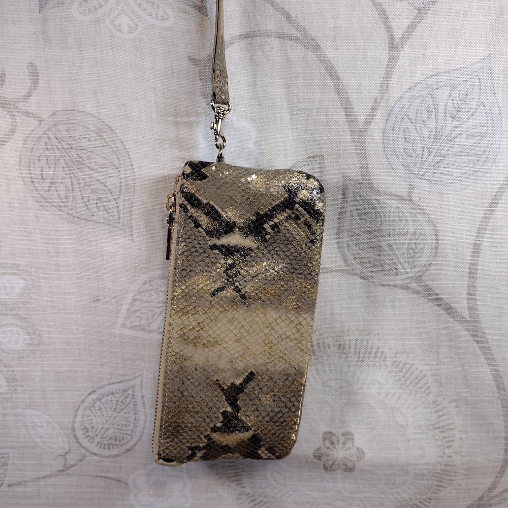 Elegant DKNY Snake Print Wristlet Clutch - Picture 3 of 7